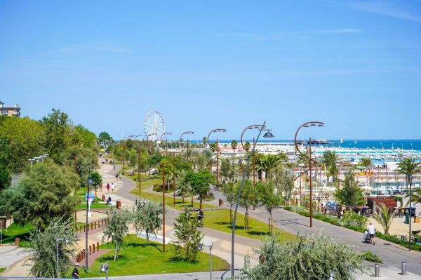 Il Parco del Mare di Rimini: la passeggiata pi� bella della Riviera